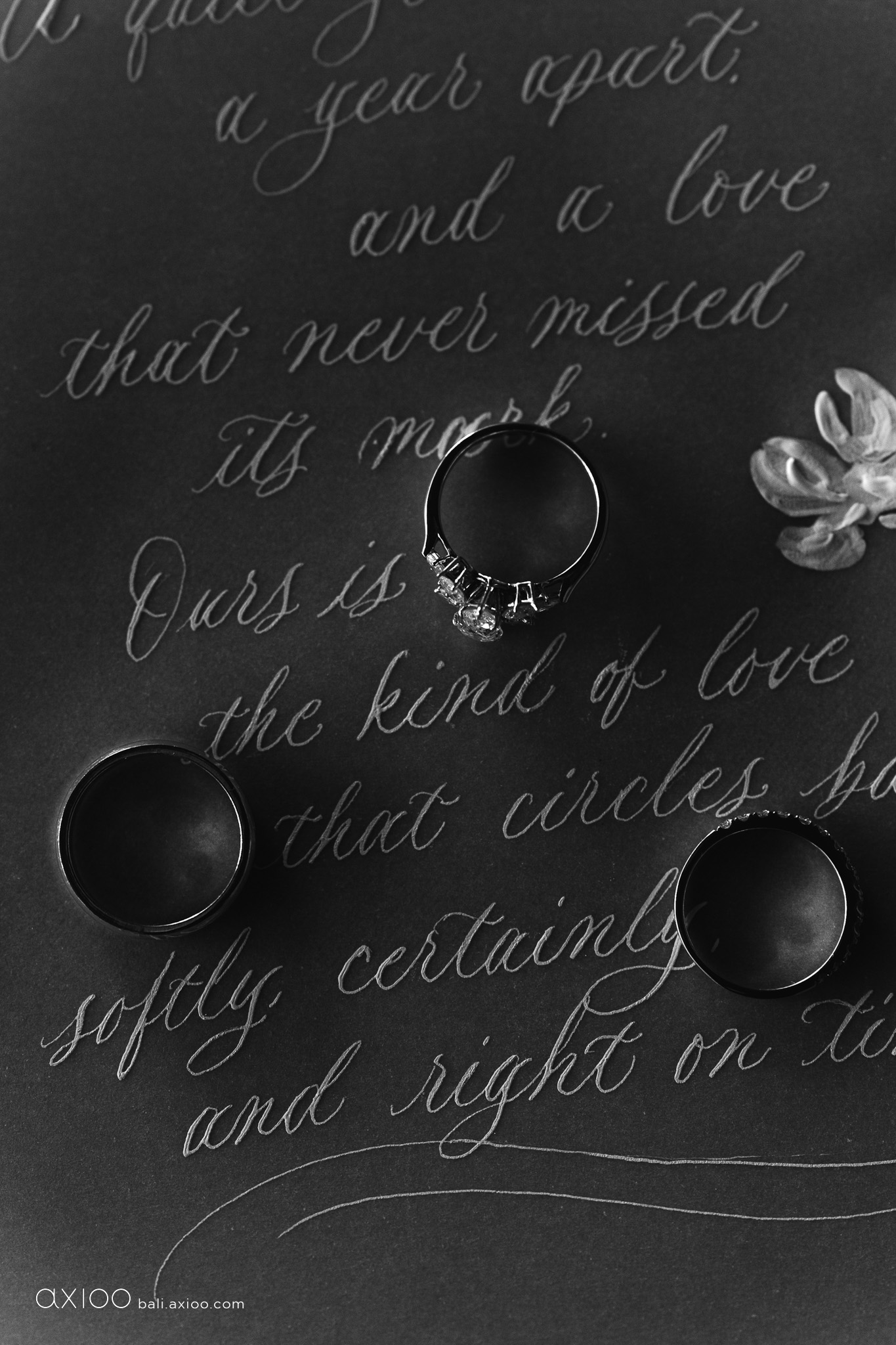 Axioo: A Study in Softness: A Wonderland Uluwatu Wedding in Bali